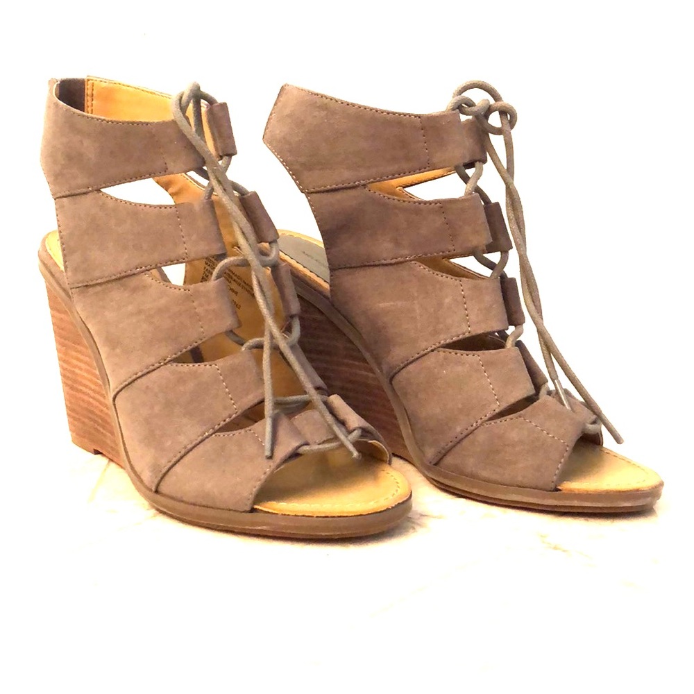 Melsrose And Market * Lace up Wedges *